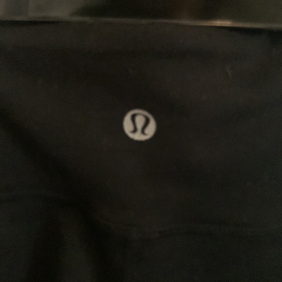 Lululemon cropped leggings - Picture 3 of 5